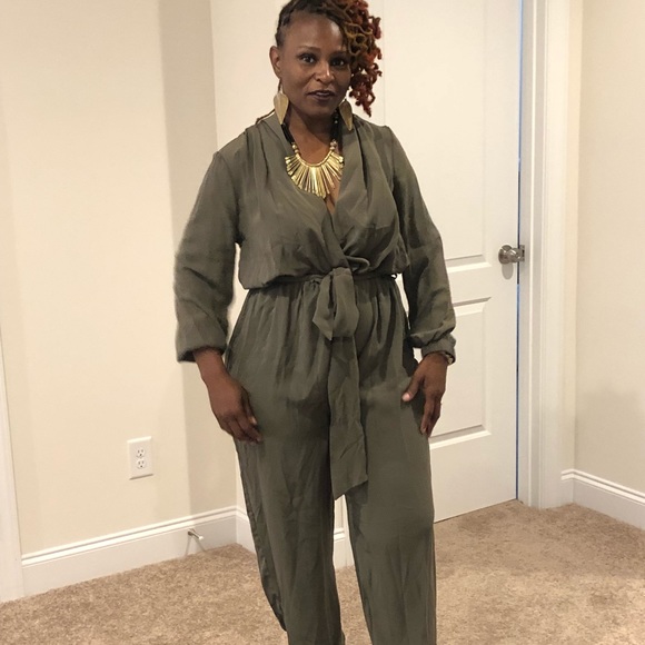 ONLY 3X LEFT!! Curvy Jumpsuit in Moss Color Only - Picture 6 of 6